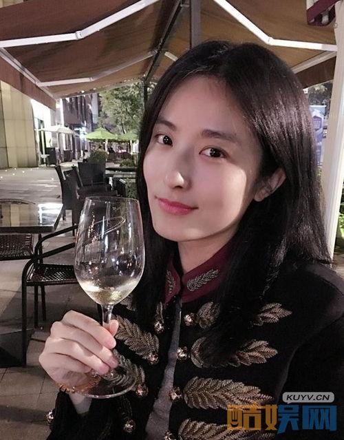 徐百卉个人资料和图片,影视新星徐百卉的璀璨人生与演艺风采